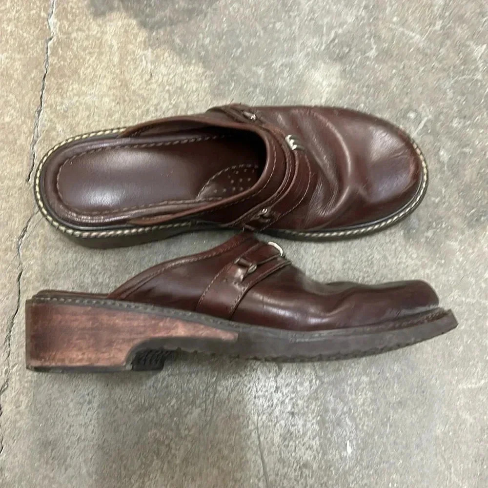 Vintage wood heels leather clogs